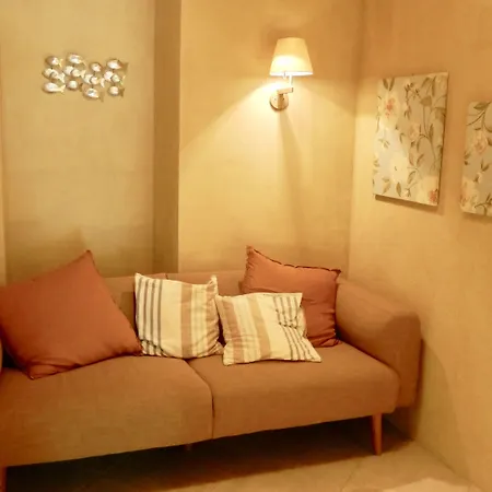 White Lilac Romantic - Adults Only Bed and Breakfast