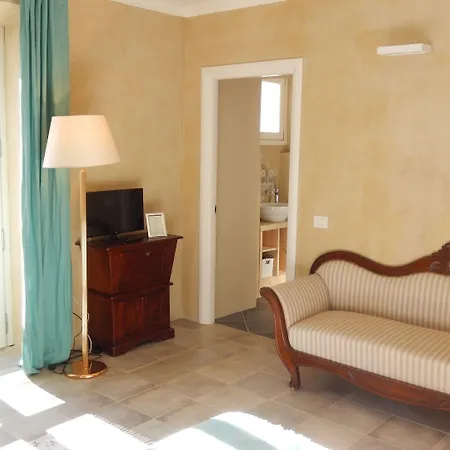 White Lilac Romantic - Adults Only Arona