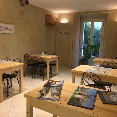 White Lilac Romantic - Adults Only Bed and Breakfast