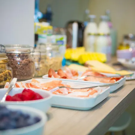 White Lilac Romantic - Adults Only Bed and Breakfast 4*