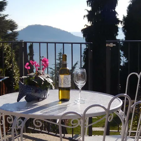 White Lilac Romantic - Adults Only 4*