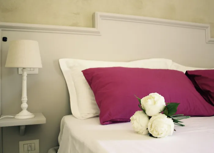 فندق مبيت وإفطار White Lilac Romantic - Adults Only 4*