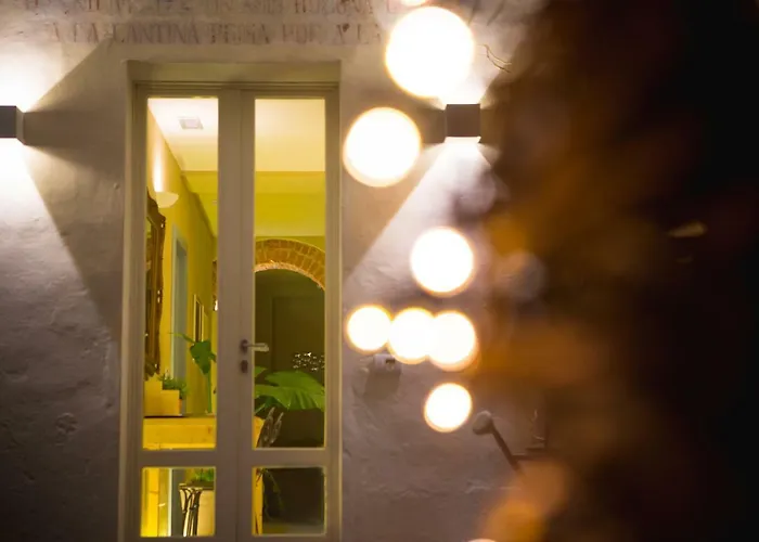 فندق مبيت وإفطار White Lilac Romantic - Adults Only 4*